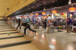 _DSC4827: Bowling action, Credit: Claude Laviano